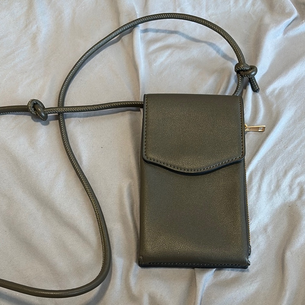 Elegant Olive Green Crossbody Bag